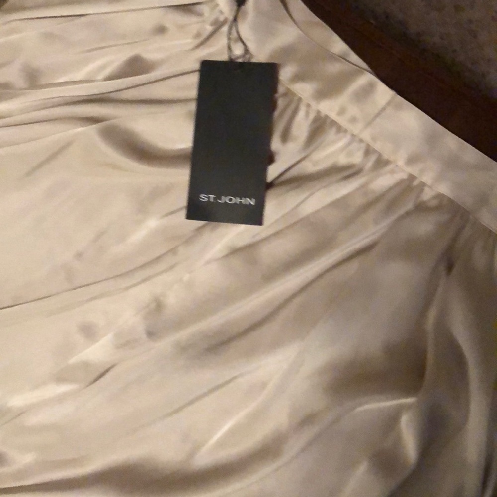 Satin long skirt.